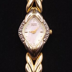 vintage Citizen Elegance women's gold-plated quartz watch